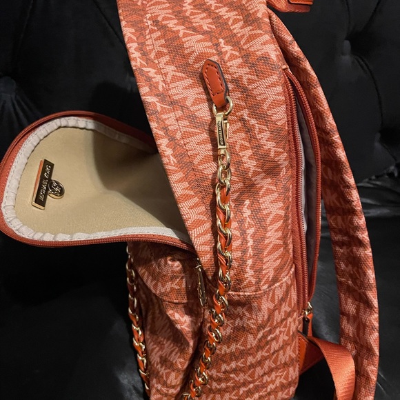 Michael Kors Slater Backpack • New Without Tags - Picture 13 of 16